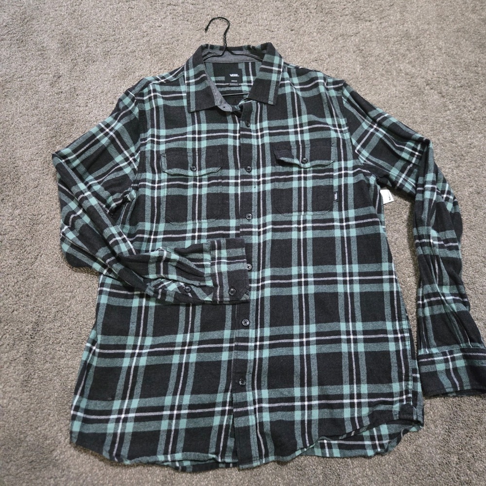 Vans Mens Flannel Shirt Medium Classic Fit Plaid Button Up Long Sleeve‎